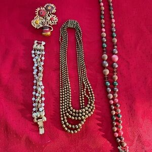 Elegant Gold and Multicolor Jewelry Set